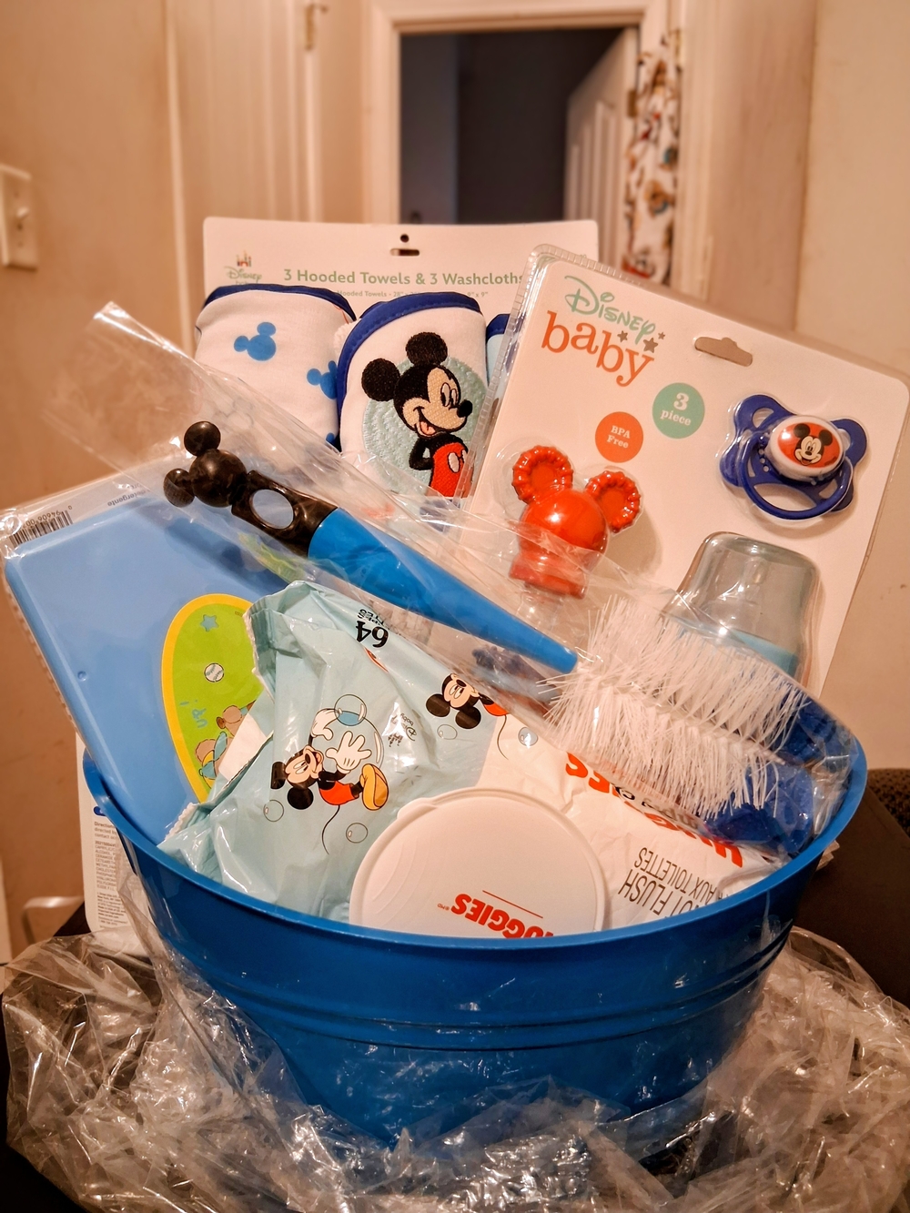 Disney Baby Mickey Mouse Blue Bath Gift Basket